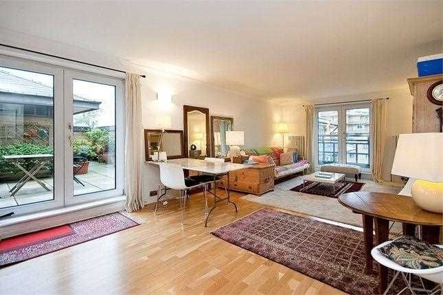 2-bed flat on NightingaleLodge, London, £800,000