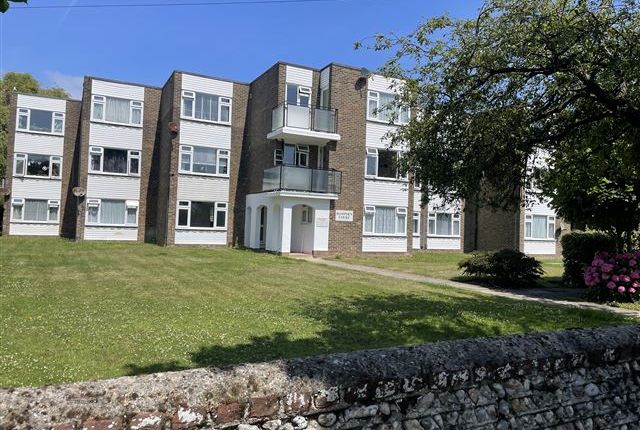 Thumbnail Flat for sale in Chesswood Road, Worthing, West Sussex