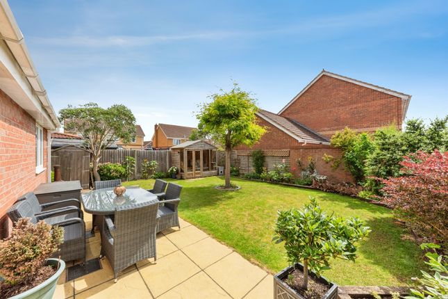 27, Covel Road, Sleaford photo 4