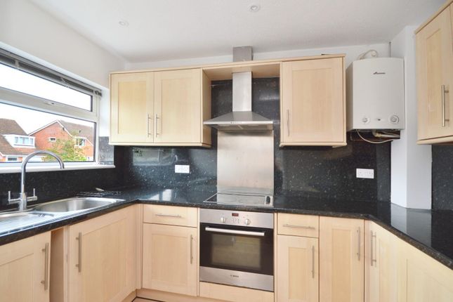 5, Lawson Close, Bristol photo 3