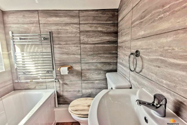 374 Berkhampstead Road, Chesham photo 3