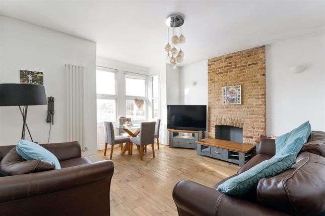 2C, Selsdon Road, Wanstead photo 2