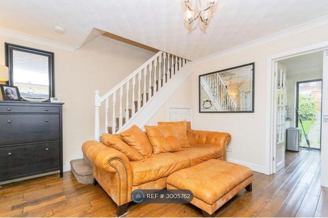 Castlerea Close, Eccles, Manchester photo 5