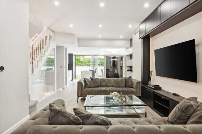 47, Uverdale Road, London photo 2