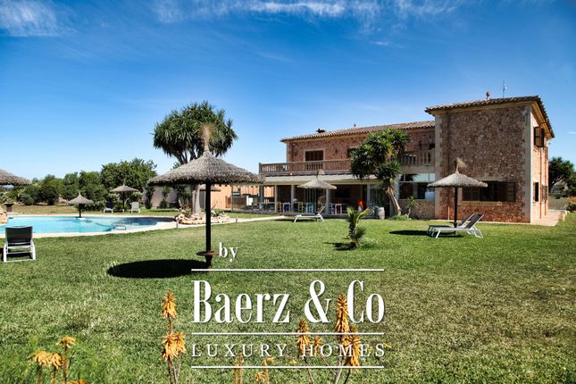 Villa for sale in 07620 Llucmajor, Balearic Islands, Spain