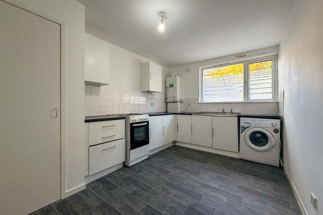6, Beattie Court, Hawick photo 4