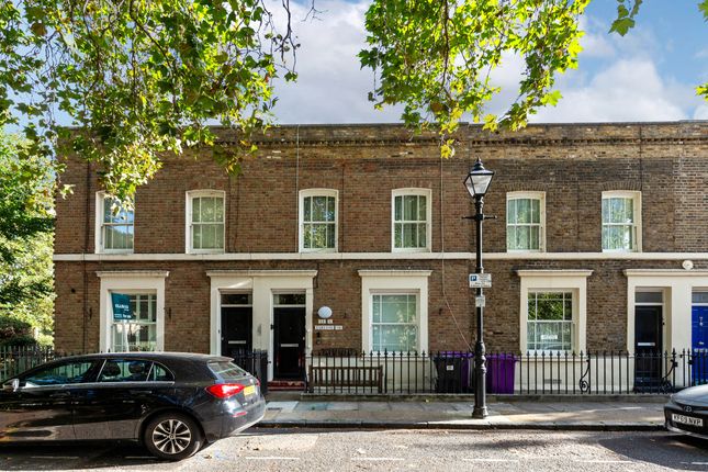1-bed flat on 14B Carlton Square, London, £185,000