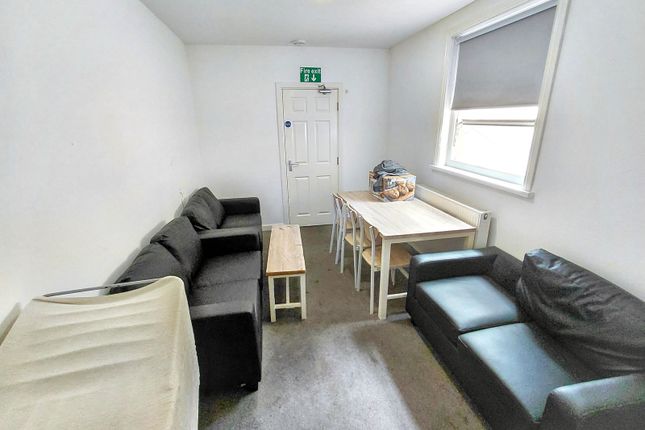 27, Whitehall Terrace, Sunderland photo 2