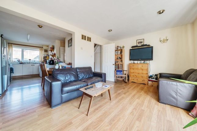 Terraced house for sale in Banbury, Oxfordshire