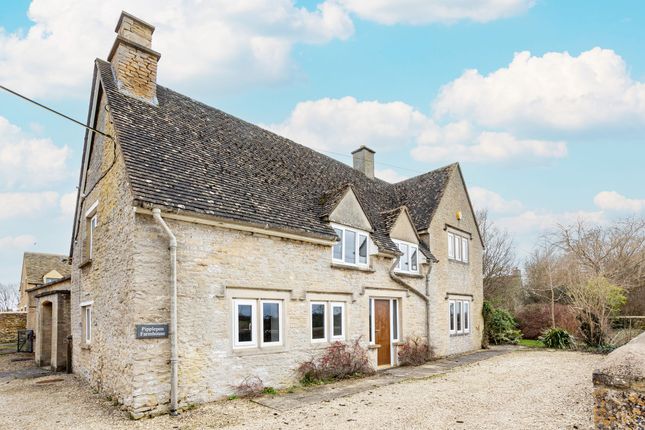 Thumbnail Cottage for sale in Weald, Bampton