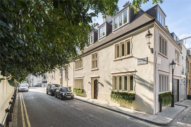 Park Lodge, 1, Ennismore Street, London photo 3
