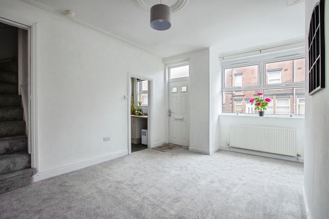 55, Copperfield View, Leeds photo 4