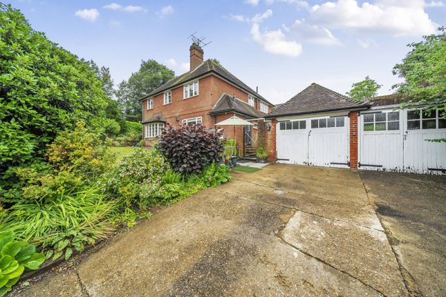 Thumbnail Detached house for sale in Farnham Road, Guildford