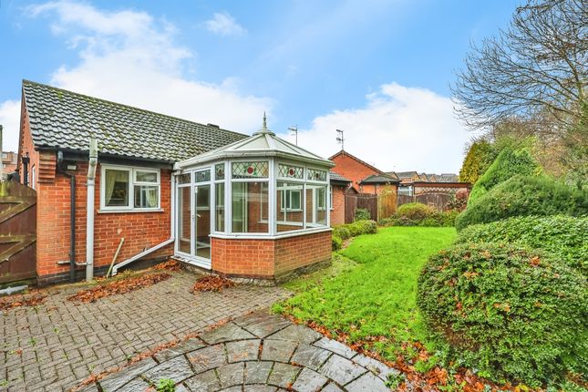 32, Henshaw Place, Ilkeston photo 2