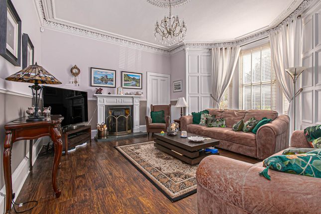 30, Victoria Road, Kirkcaldy photo 2