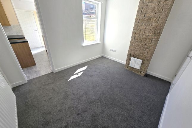 12, Tennyson Road, Lowestoft photo 4