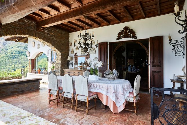 Villa for sale in Stazzona, Dongo, Como, Lombardy, Italy