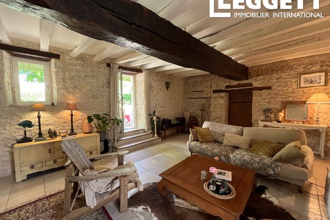 Thumbnail Villa for sale in Gageac-Et-Rouillac, Dordogne, Nouvelle-Aquitaine