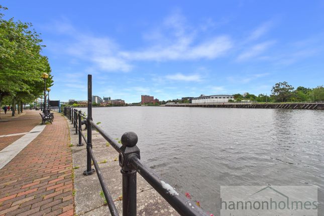 607 Imperial Point, The Quays, Salford photo 2