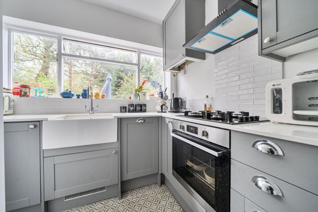 7, Plaistow Grove, Bromley photo 3
