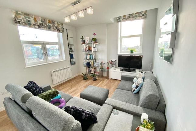 Flat 56, Tate House, 5-7, New York Road, Leeds photo 4