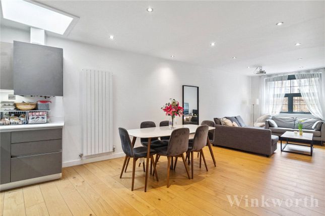 End terrace house for sale in Hatcham Park Mews, London