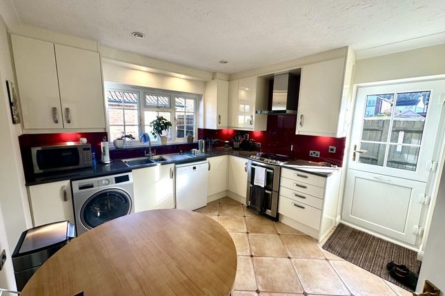 79, Lemon Grove, Whitehill photo 4