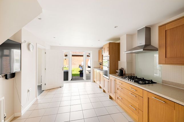 8, Trunley Way, Folkestone photo 4