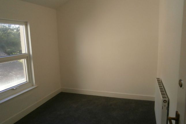 Terraced house to rent in Balmoral Road, Gillingham