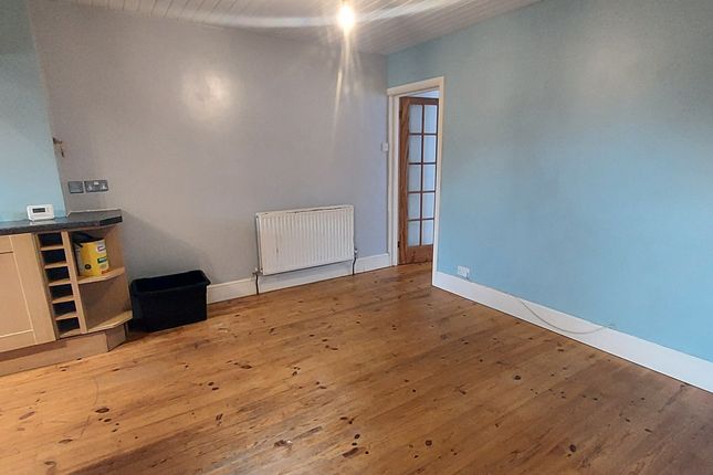 28, Gladstone Road, Folkestone photo 4