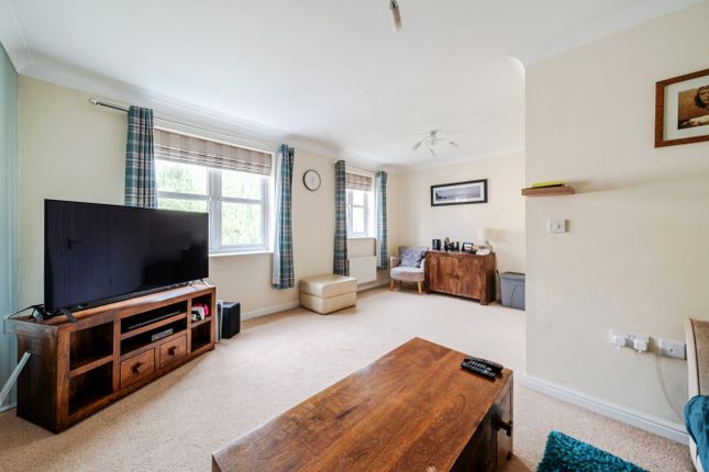 79, Temple Court, West Yorkshire photo 2