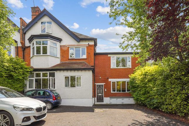 Thumbnail Flat for sale in Woodbourne Avenue, London