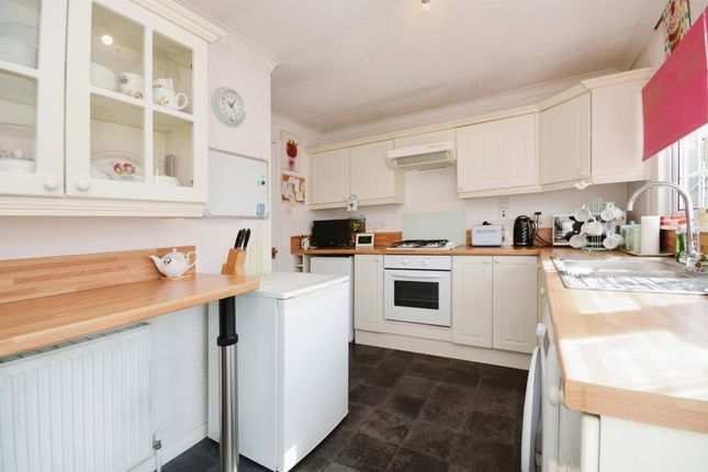 Mobile/park home for sale in Fifth Avenue, Kingsleigh Park Homes, Benfleet