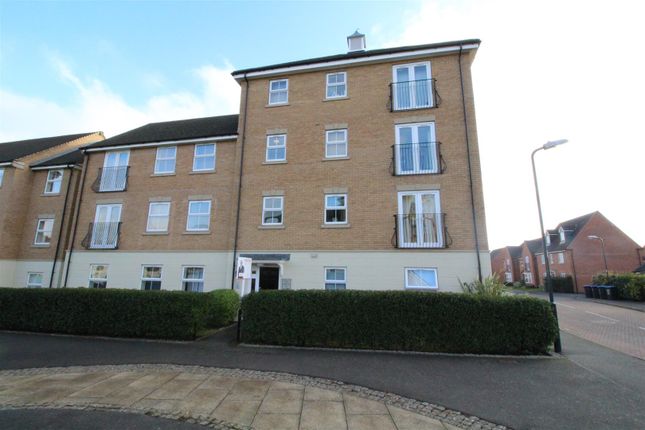 Thumbnail Flat to rent in Flaxdown Gardens, Rugby