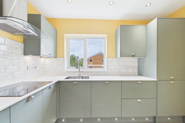 48b, Heol Llanishen Fach, Cardiff photo 5
