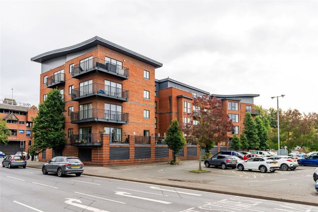 Thumbnail Flat for sale in Newport Street, Worcester