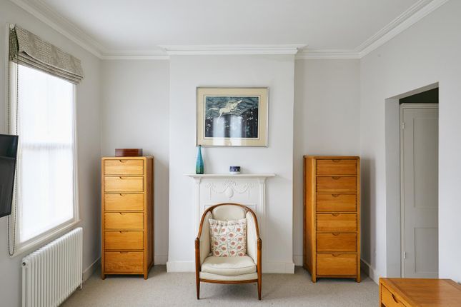 Terraced house to rent in Chiswick Mall, Hammersmith