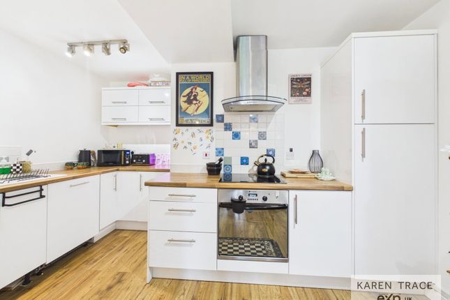 The Old Market House,Apartment 1, Fore Street, Par photo 2