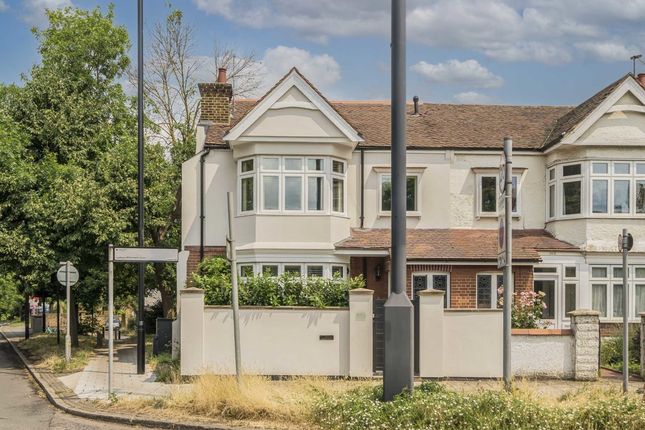 Property for sale in Netheravon Road South, London