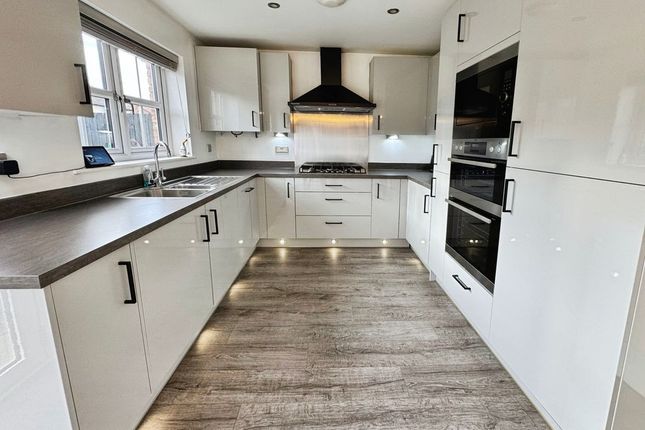 25, Shepherd Drive, Ryton photo 5
