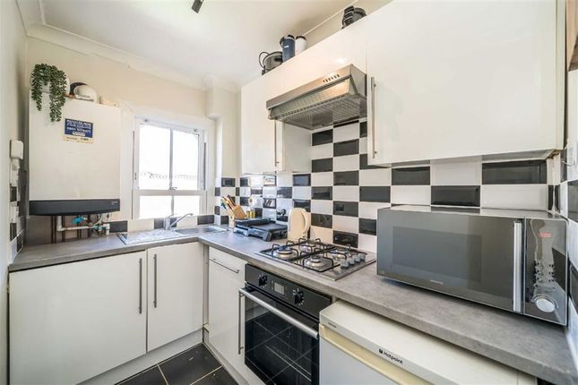 Flat 3, 42, Stansfield Road, London photo 3