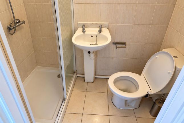 75a, Ellesmere Avenue, London photo 5