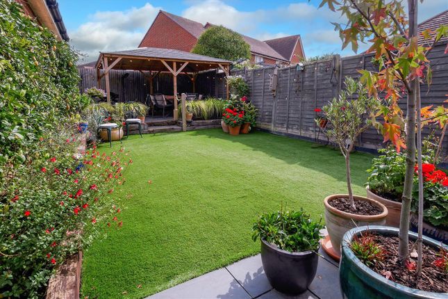 54, Benjamin Gray Drive, Littlehampton photo 2