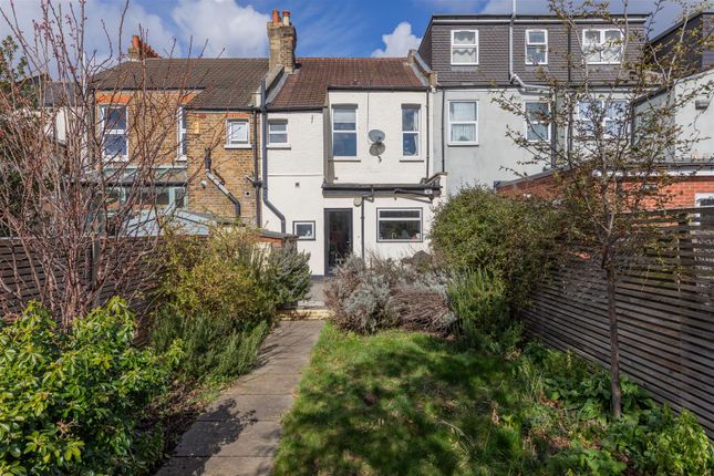 South Esk Road E7