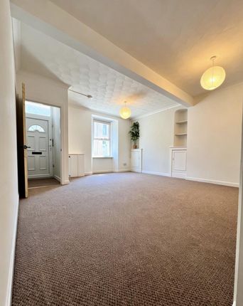14 Ann Street, Llanelli photo 2