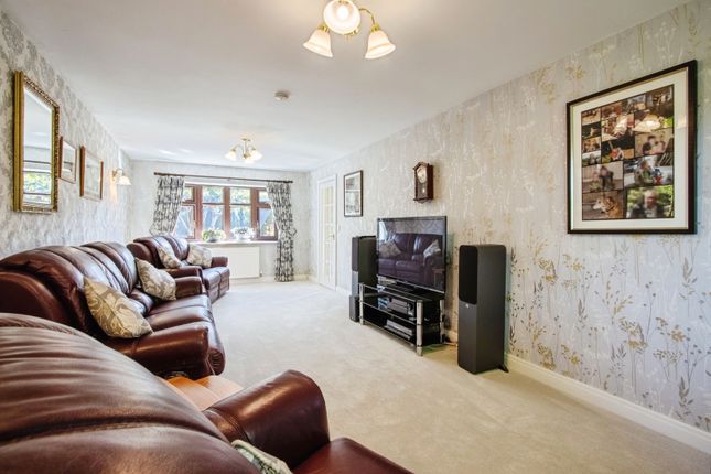 2, George Street, West Yorkshire photo 2