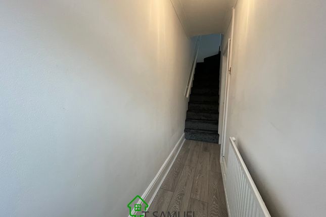 Terraced house to rent in High Street, Mountain Ash