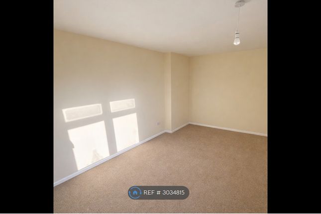 Milton Drive, Worksop photo 2