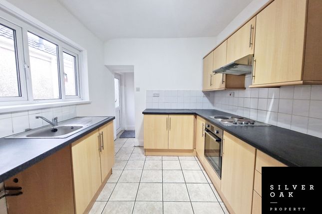 Terraced house to rent in Robinson Street, Llanelli
