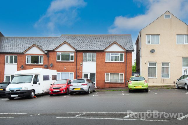Thumbnail Flat for sale in Church Road, Barry